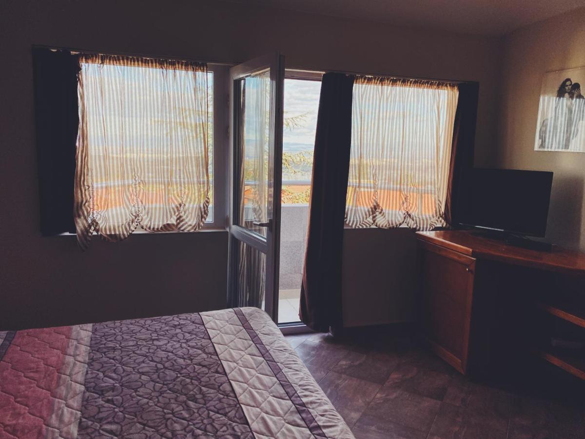 Hotel Fancy София Экстерьер фото