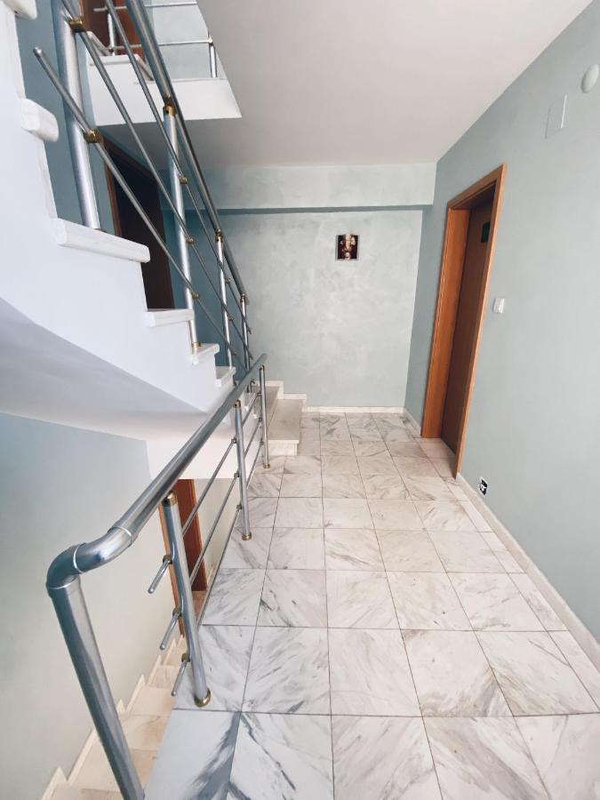 Hotel Fancy София Экстерьер фото